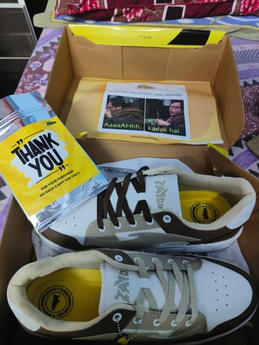 Customer photo review of SPENCER Peanut Brown Men's casual sneaker