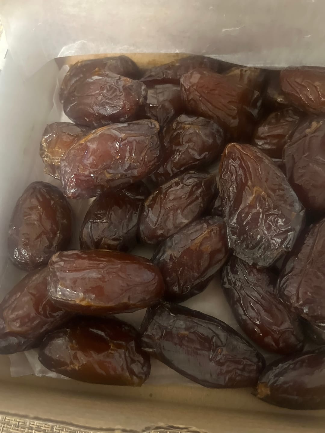Customer photo review of Organic Jumbo Medjool Dates Box
