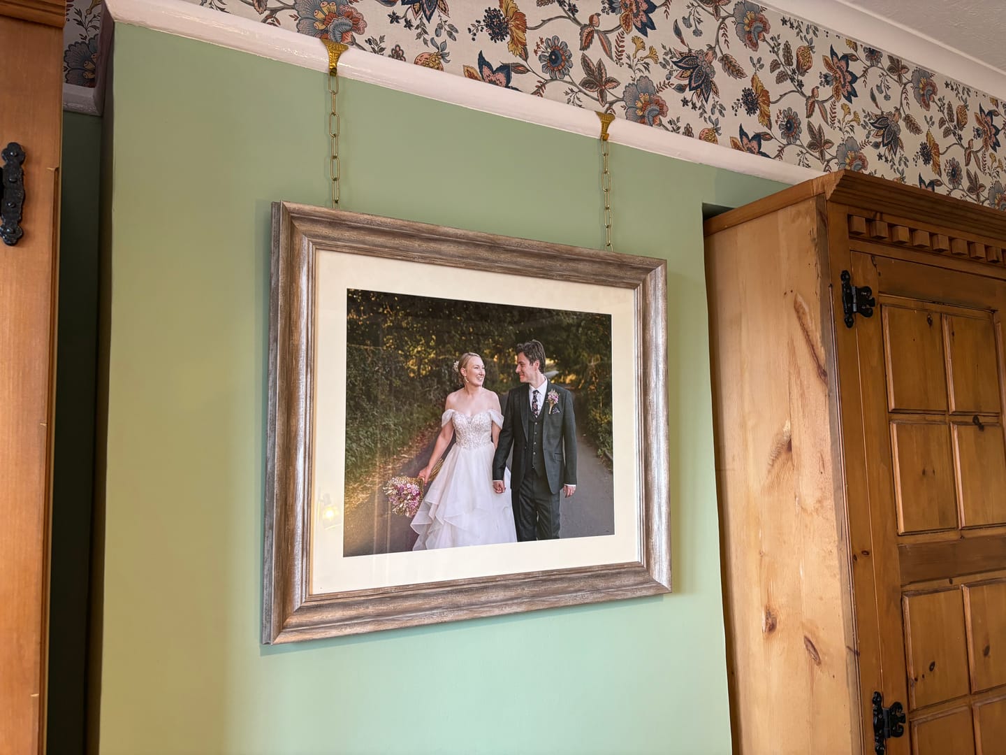 Customer photo review of Victorian Picture Rail Hooks
