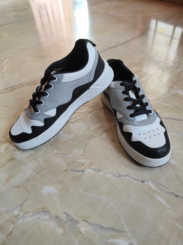 Customer photo review of SHARK Rocky Grey Men's casual sneaker