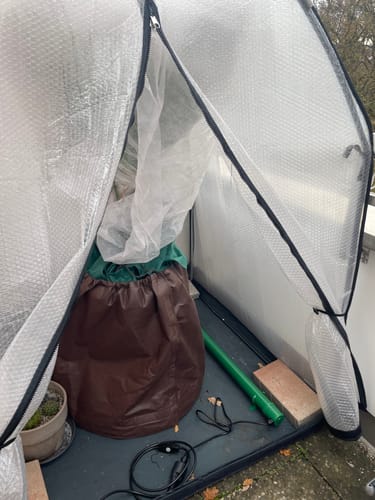 Customer photo review of Elektrogewächshausheizung Kompakter Frostwächter mit 135 Watt