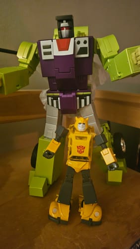 Customer photo review of FansToys FT-32A FT32A Gehry (Scrapper, Constructicons, Combiner, Devastator) Fans Toys