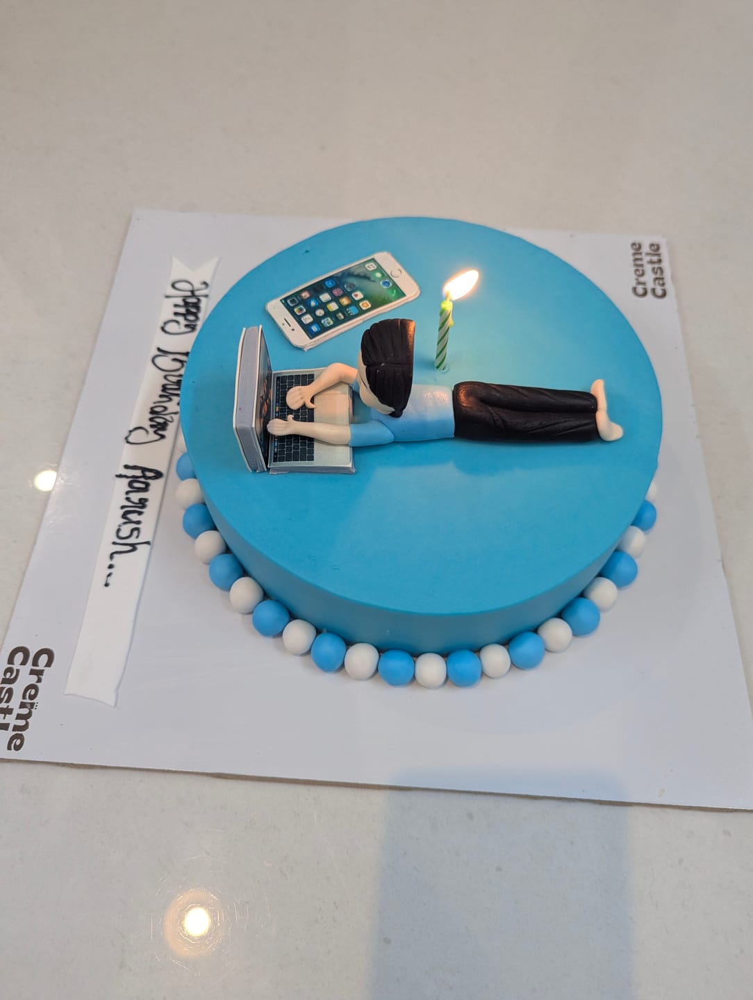 Customer photo review of Cake for a workaholic