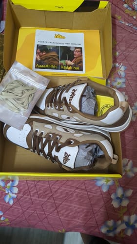 Customer photo review of FLAME Roasted Caramel Men's casual sneaker