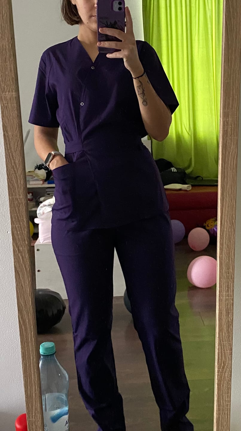 Customer photo review of Costum Medical Kimono Elastan Pentru Femei, Culoarea Mov