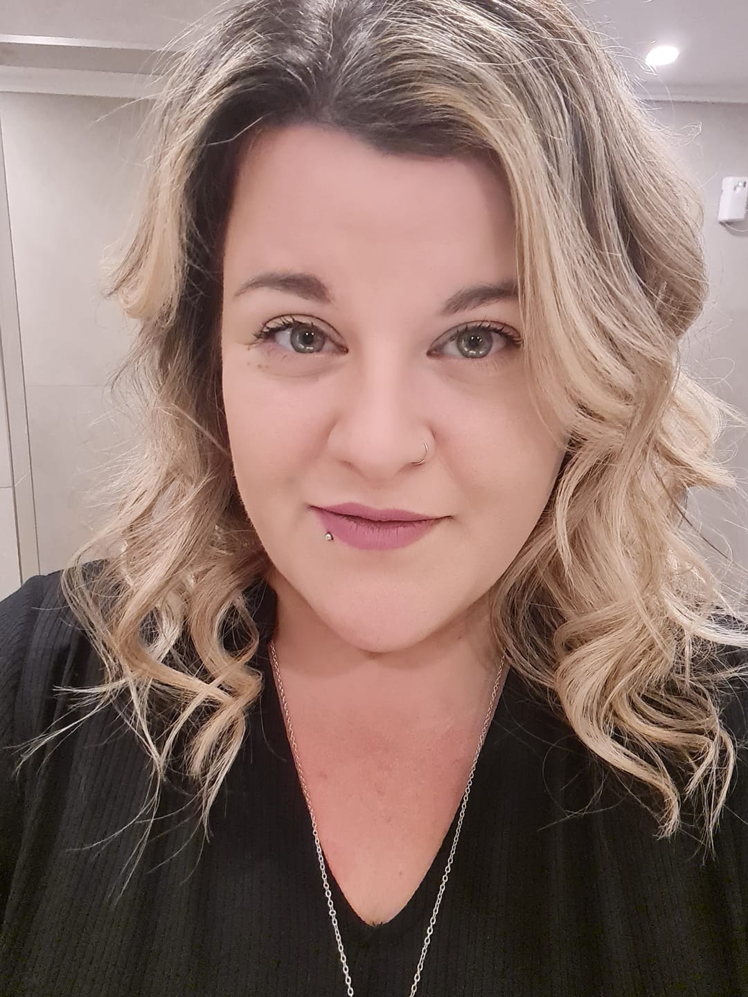 Customer photo review of Gloss Hair Growth Shampoo & Conditioner Duo
