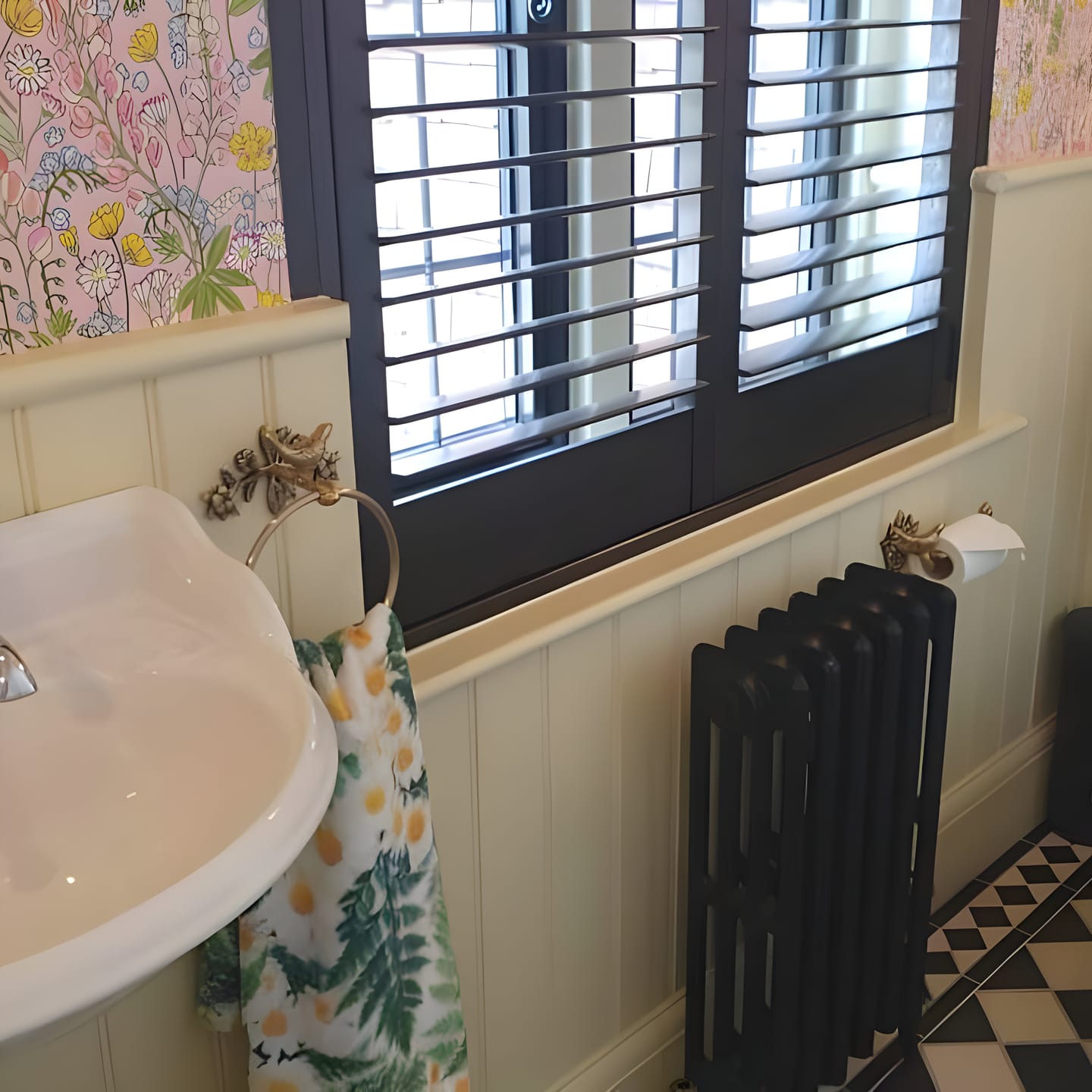 Customer photo review of Brass Bird Bathroom Set - Antique Brass