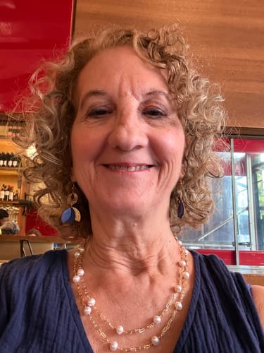 Customer photo review of KAMALA- Natural Pearl Necklace