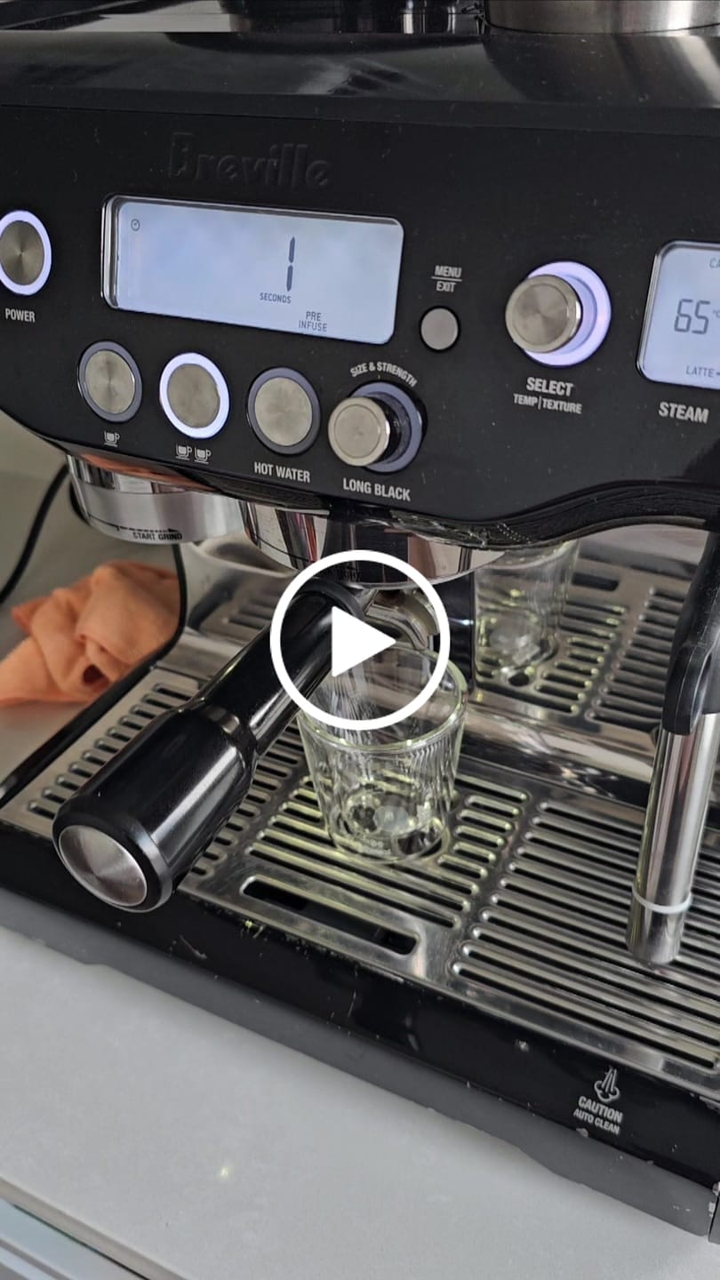 Customer video review of No.6 Blend
