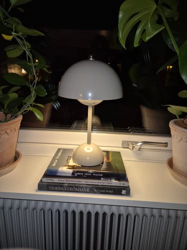 Customer photo review of Bordslampa - Svamplampa Flowerbud - Batteridriven 5000 mAH