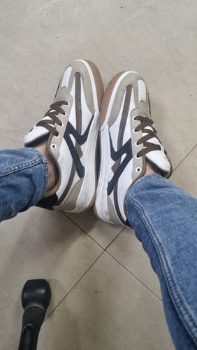 Customer photo review of CRUZ Earth Brown Men's casual sneaker