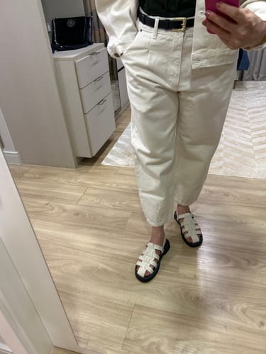 Alexandra B. review of Calça Jeans Slouchy Cacau Bege image 1 out of 3