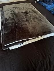 Customer photo review of CloudCozy Ultra Blød Sherpa Tæppe