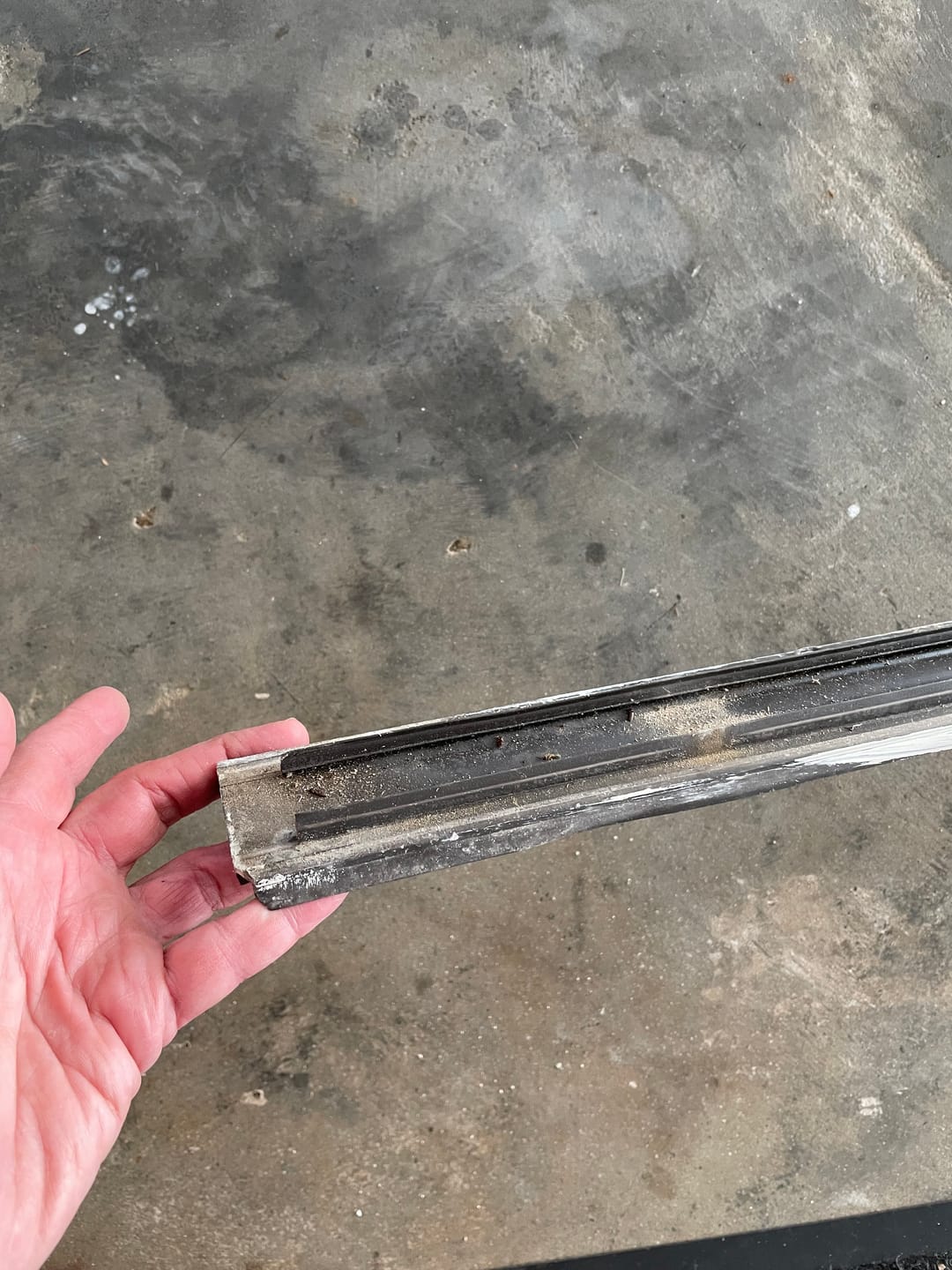 Customer photo review of Therma-Tru Drive-On Door Sweep