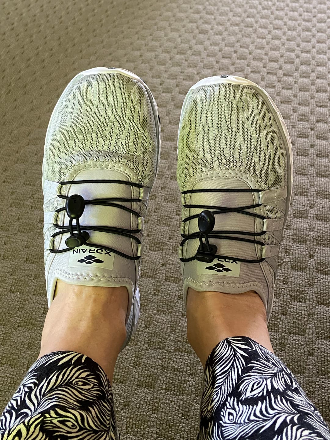 Customer photo review of Aleader Women's Xdrain Hydrogy Water Shoes