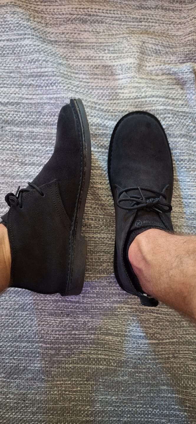 Customer photo review of Classic Vellies - Black
