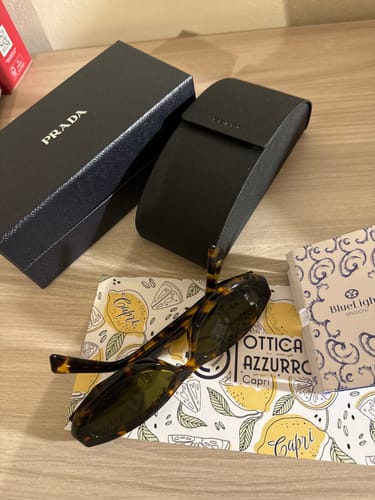 Customer photo review of PRADA - 26ZS OCCHIALE DA SOLE PROMO
