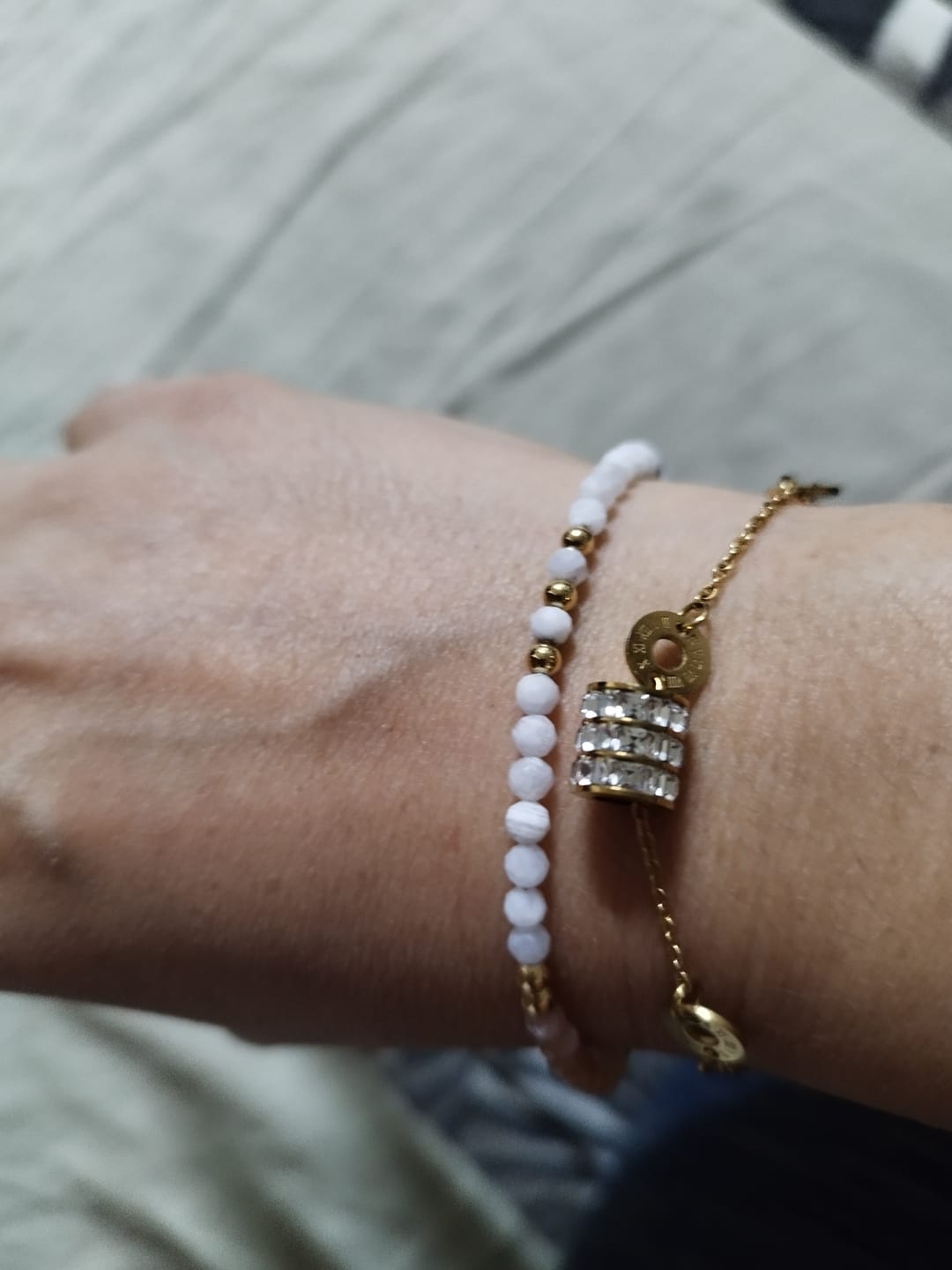 Customer photo review of Bratara Gloria - Gold