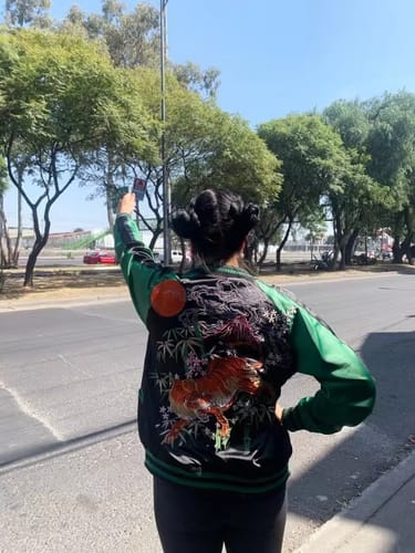 Customer photo review of 藤虎 Fuji Tora Sakura Sukajan Souvenir Bomber Jacket