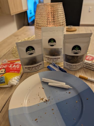 Customer photo review of Amnesia Haze Extra Strong 60% - CBD Blüten - Indoor - Unsere stärkste CBD Sorte