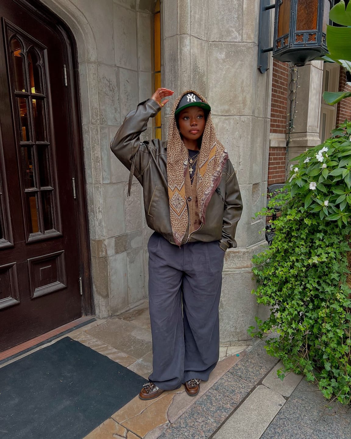 Customer photo review of Aelfric Eden Vintage Leather Jacket