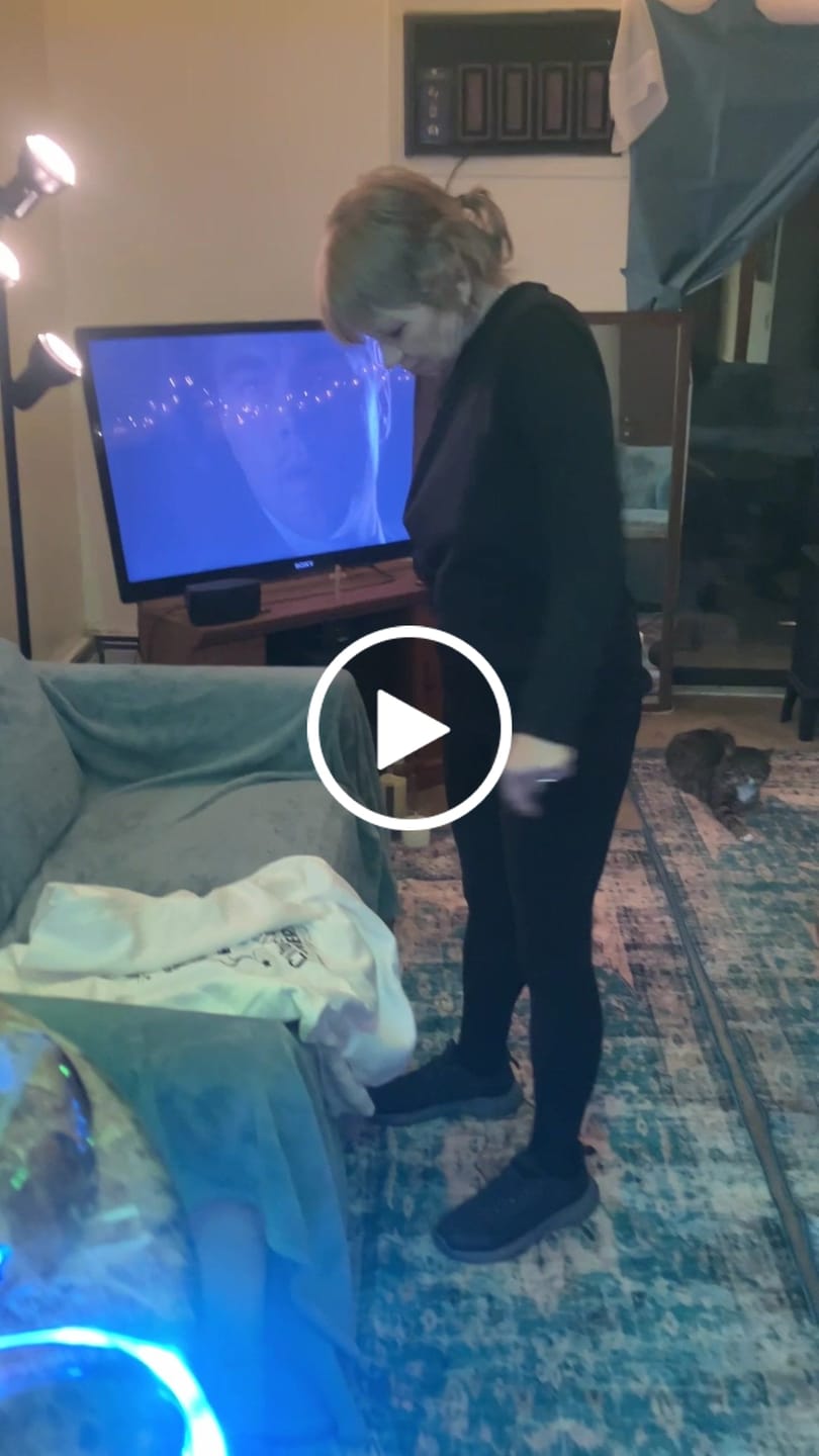Customer video review of Don't Tread On Me Hoodie