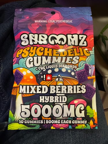 Customer photo review of Shroomz Psychedelic THC Liquid Diamond Gummies - 5000MG Mixed berries Hybrid