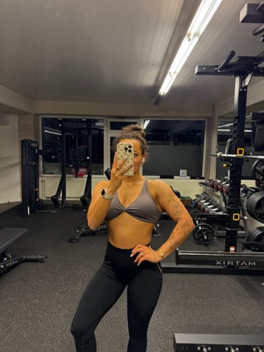 Customer photo review of Explosion Bra grey