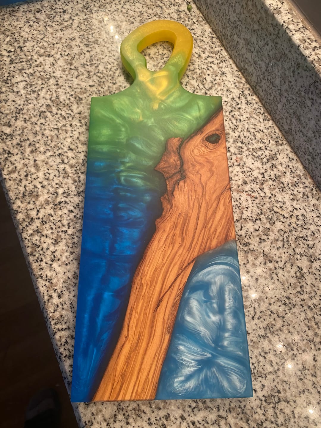 Customer photo review of 18x6.5x1" Small Organic Handle Charcuterie Board Silicone Mold