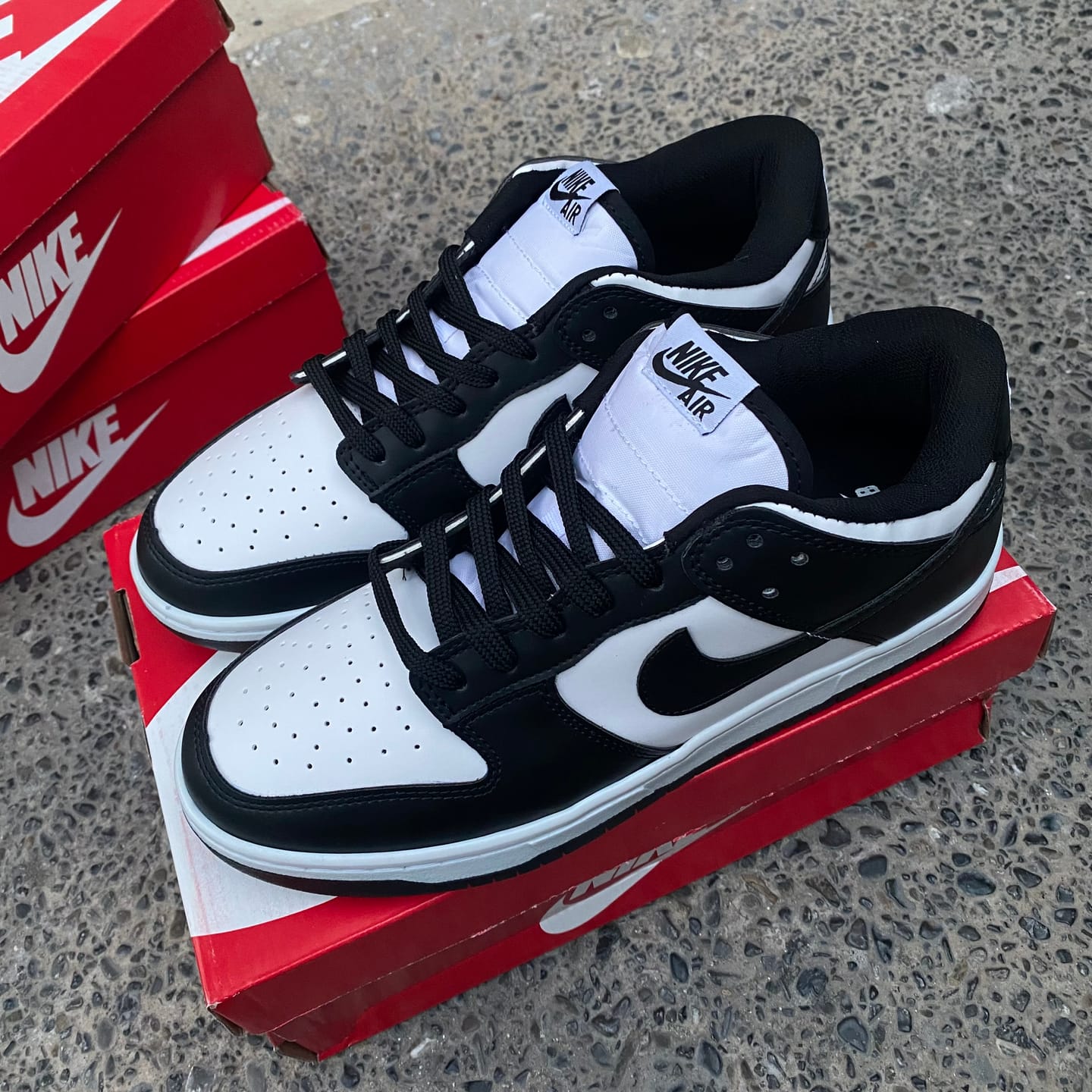 Customer photo review of Tenis Dunk Low Vaquita