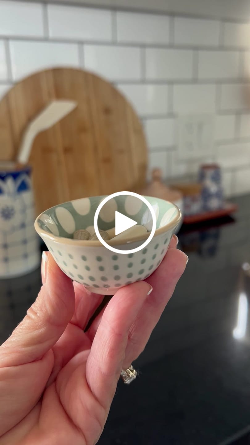 Customer video review of STONEWARE PINCH POT WITH PATTERN