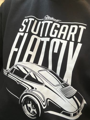 Customer photo review of FLAT-SIX | SWEATSHIRT