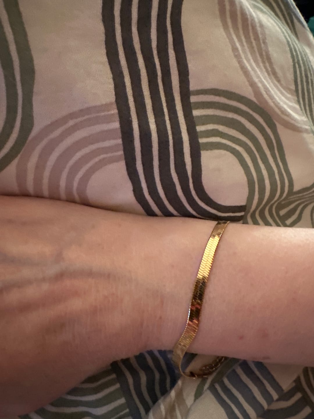 Customer photo review of Snake Skin Armband | 18K vergoldet