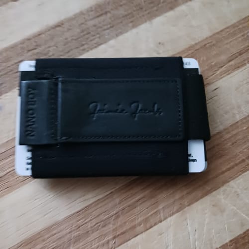 Customer photo review of Nano Boy card holder wallet with small elastic coin pocket