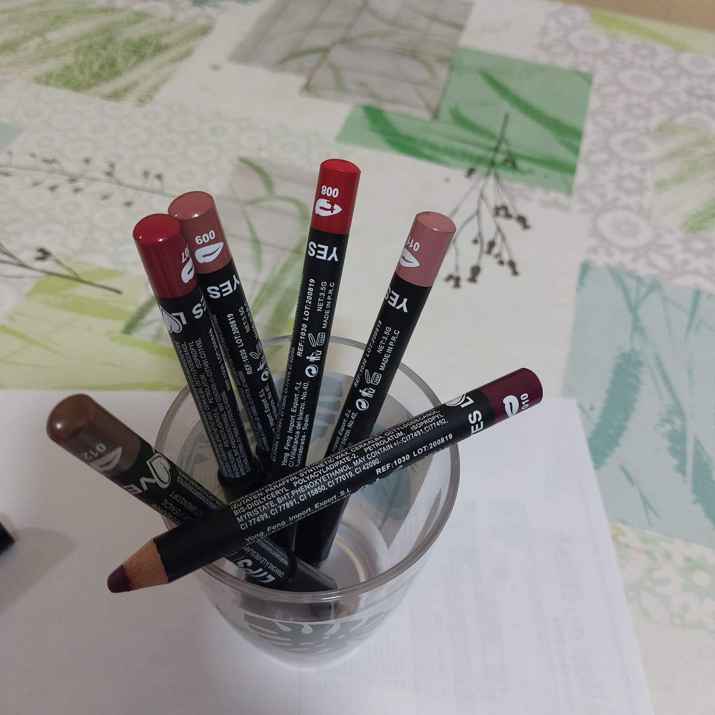 Customer photo review of Crayons à Lèvres Gras Longue Tenue - Lot de 6