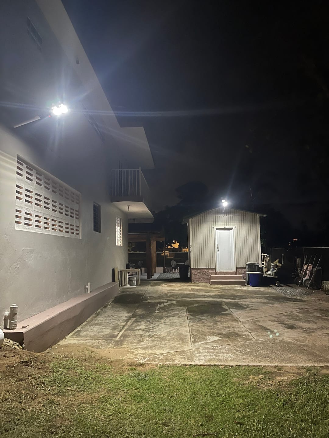 Customer photo review of 60W Solar Street Light 6000 Lumens