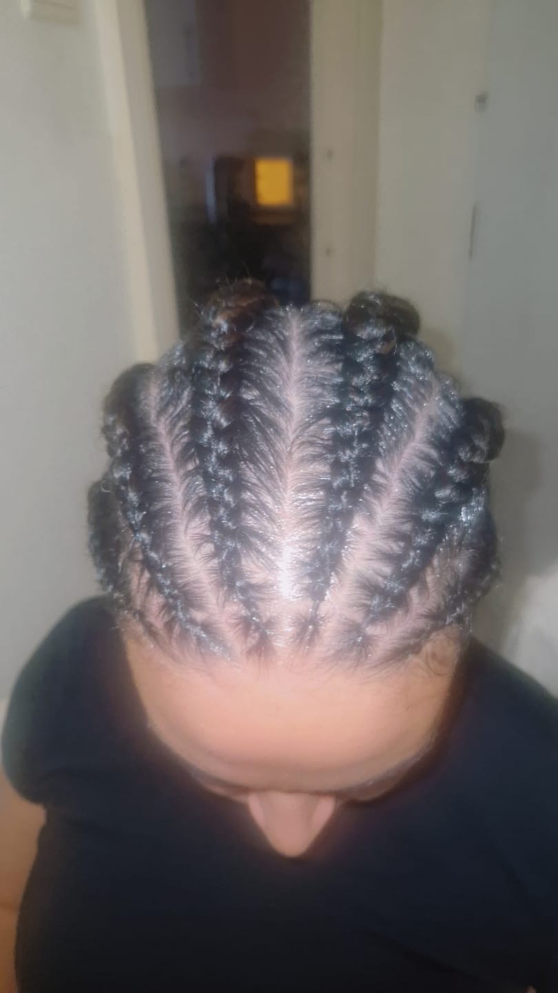 Customer photo review of Moisture Miracle – Leave-in Conditioner