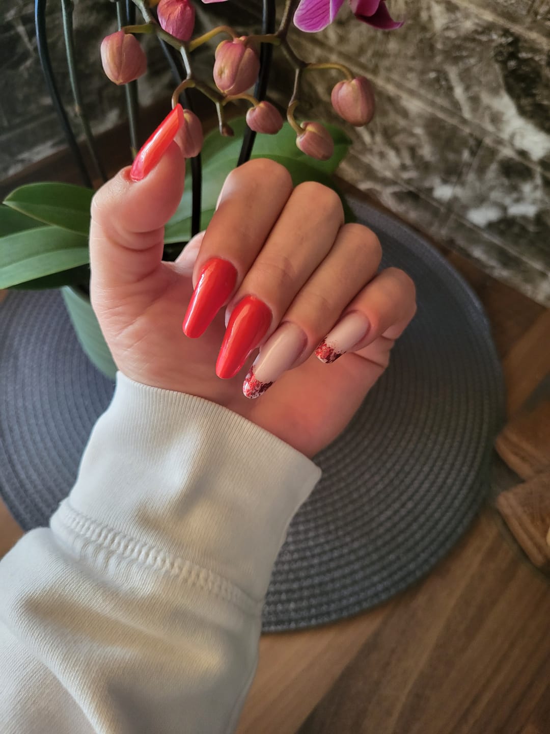 Customer photo review of Semilac One Step Gel Polish Bottle 5ml 252 Milky Pink
