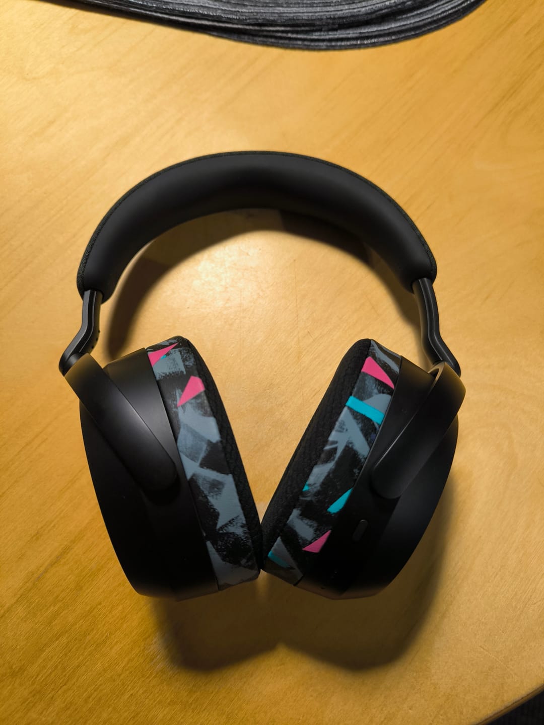 Customer photo review of Sennheiser Momentum 4 Earpads - WC FreeZe Cooling Gel