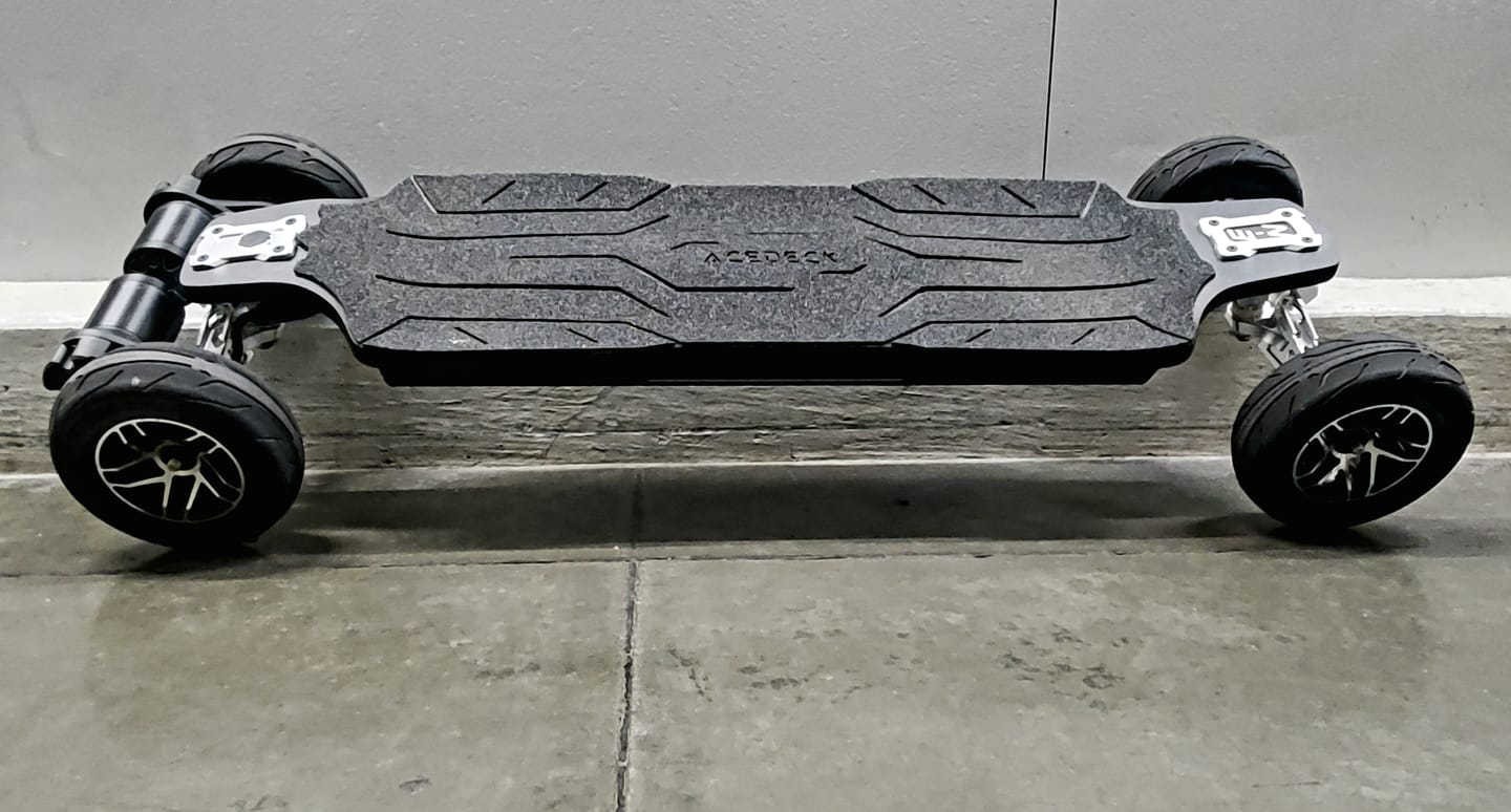 Customer photo review of Acedeck® Nomad N3 Electric Skateboard