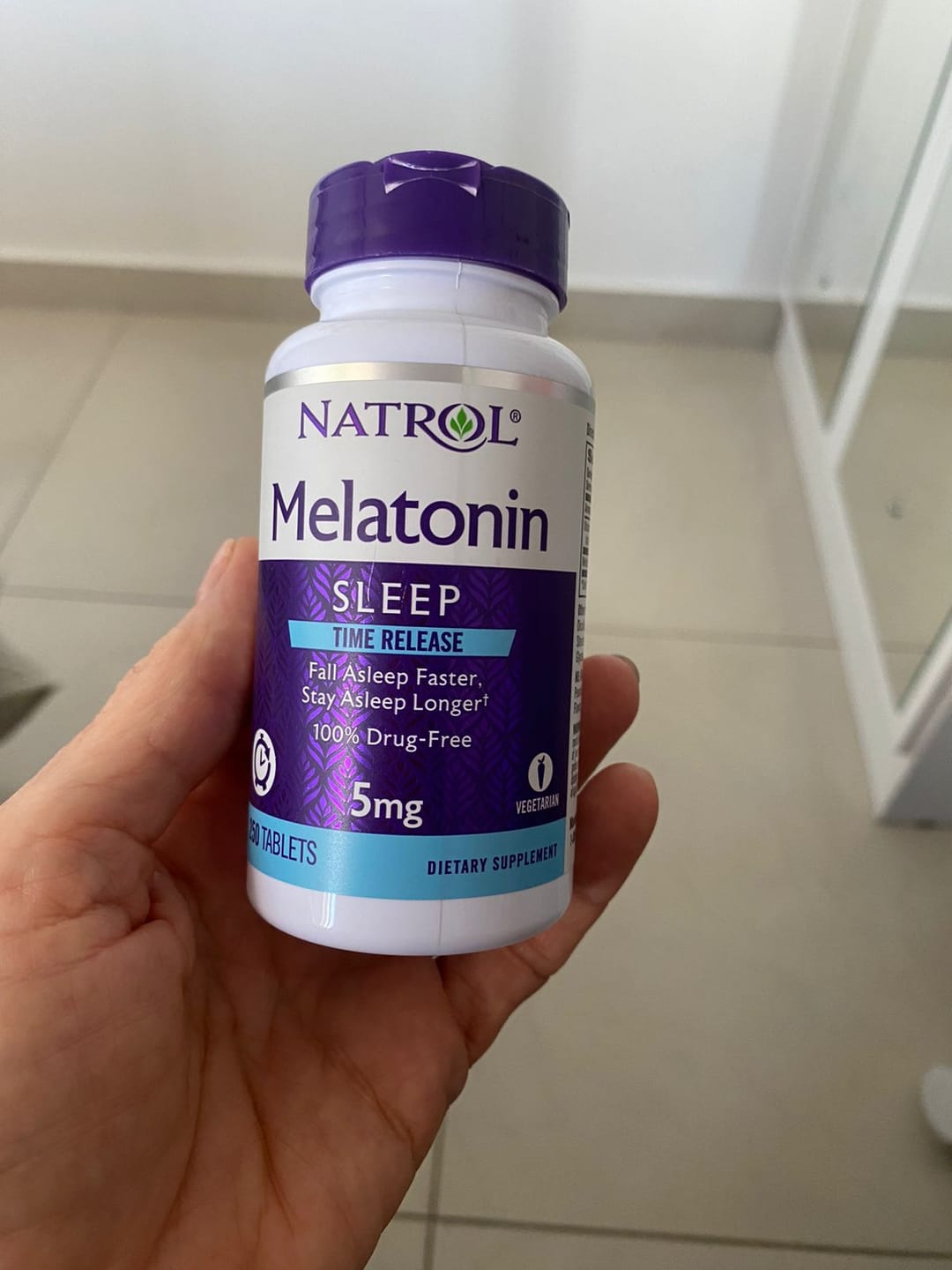 Customer photo review of Natrol Melatonina 5mg Time Release 250 Tablets