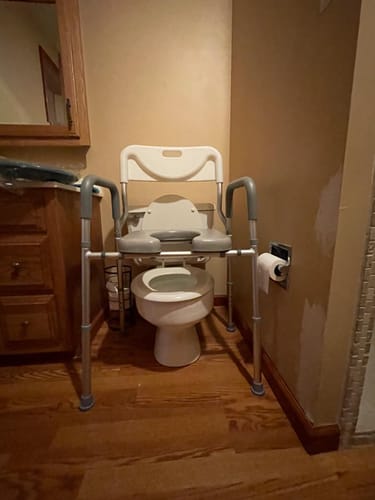 Customer photo review of Raised Toilet Seat (400lb)