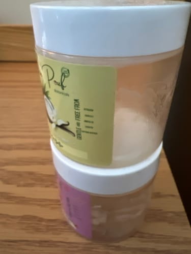 Customer photo review of (Restocked!) Warm vanilla & Coconut Head to Toe whipped Butter 4oz & 6oz