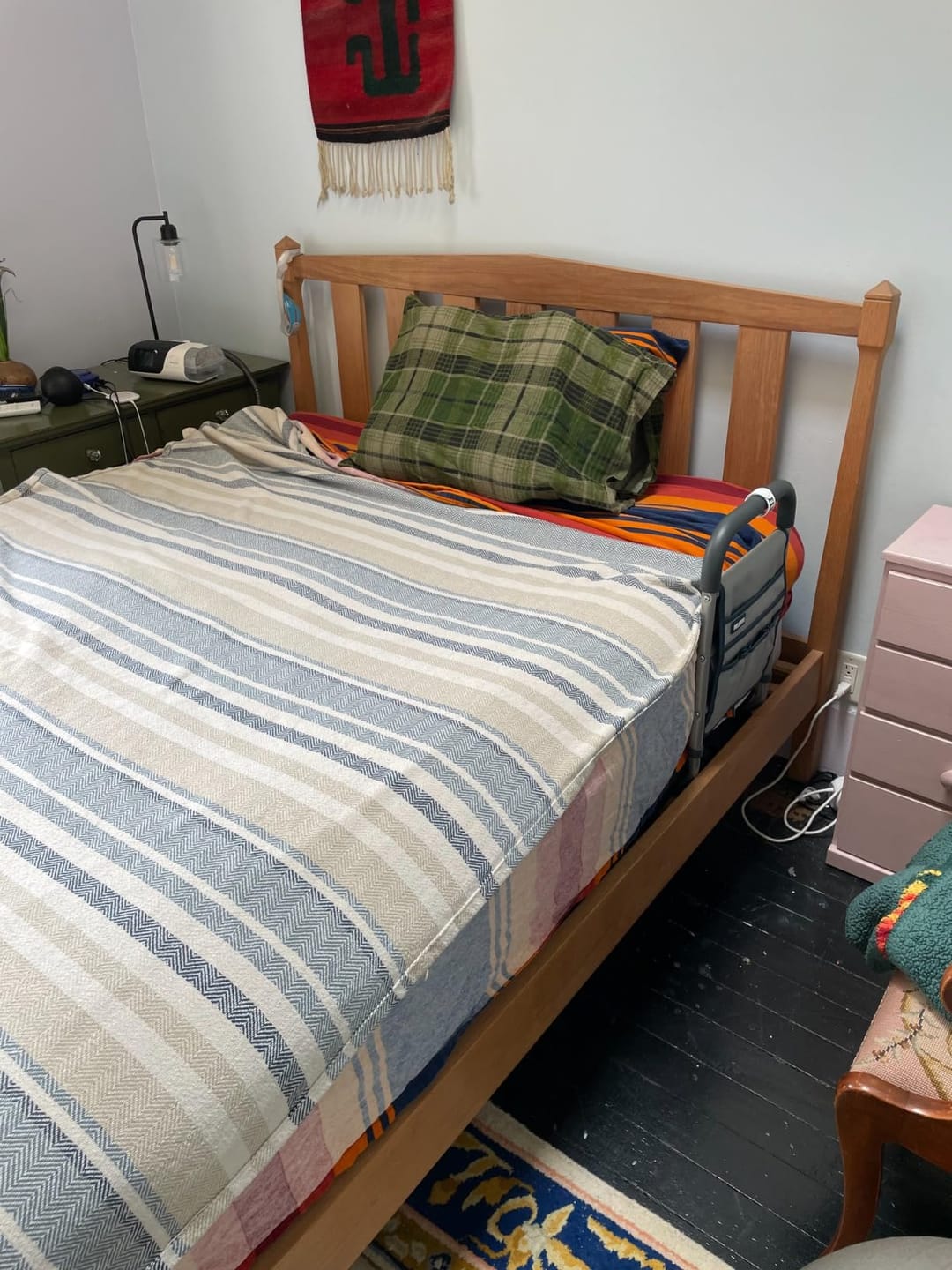 Customer photo review of Bed Rails for Elderly Adults Safety