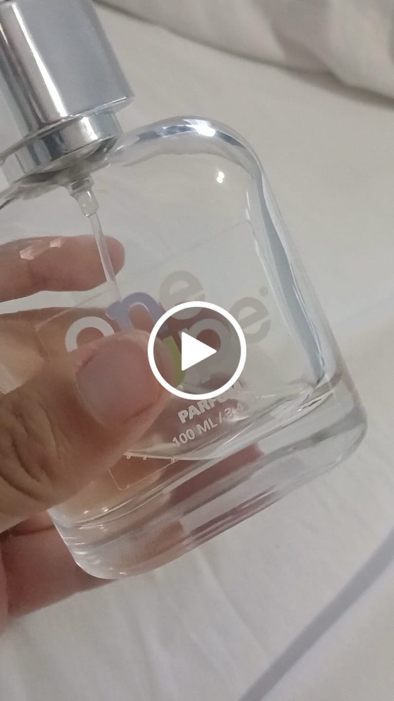 Customer video review of Perfume inspirado en Cloud de Ariana Grande