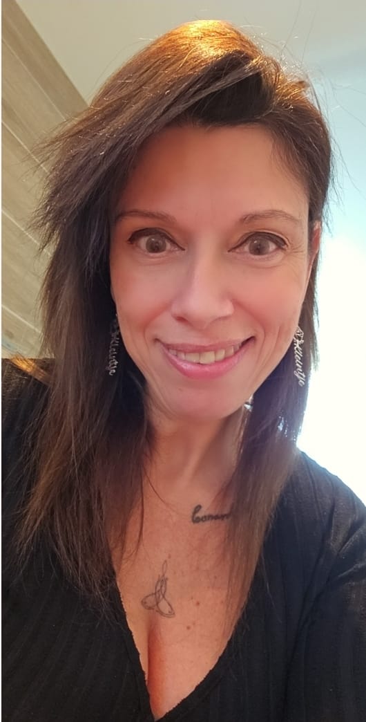 Customer photo review of Hazel