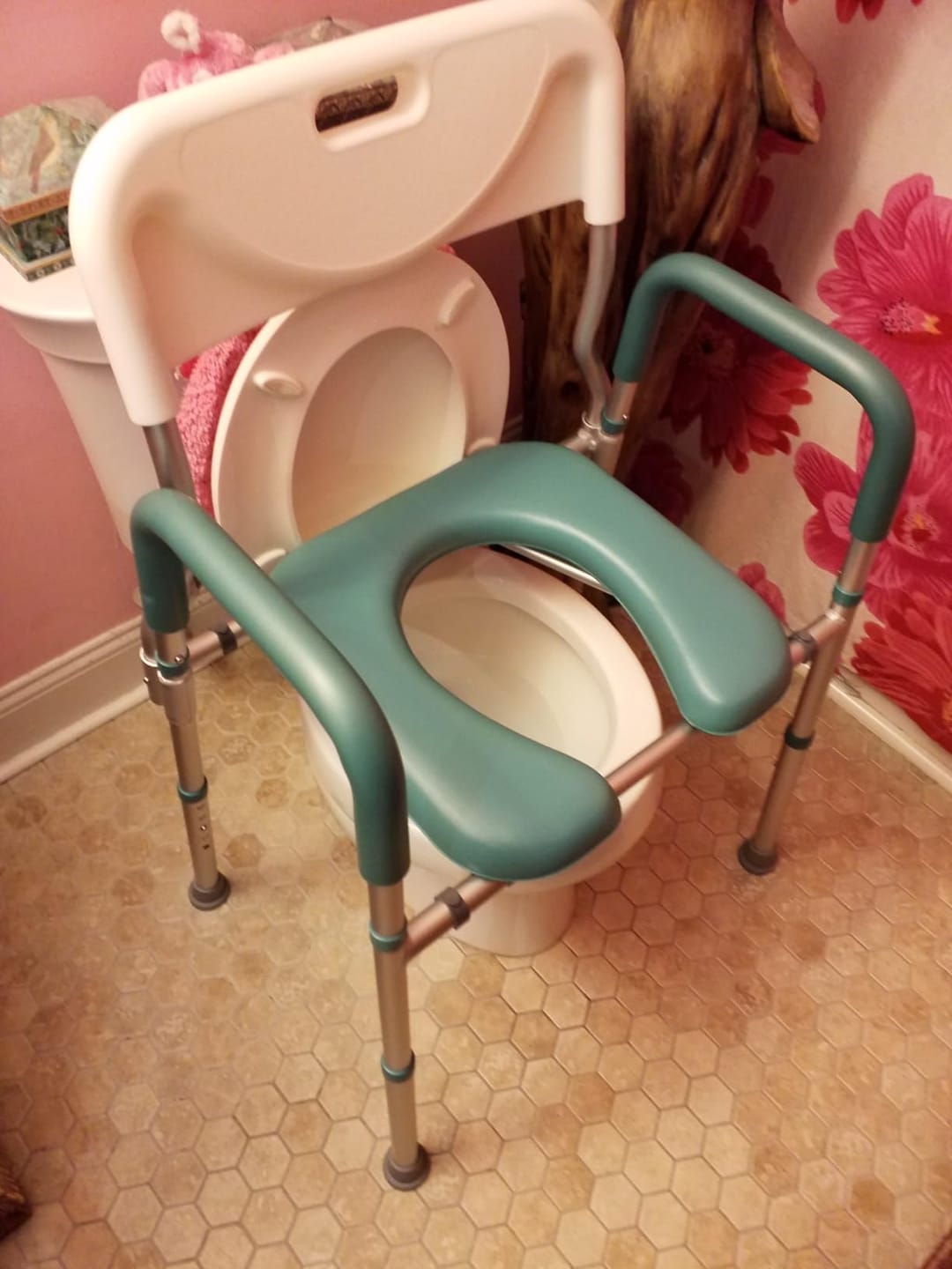 Customer photo review of Raised Toilet Seat (400lb)