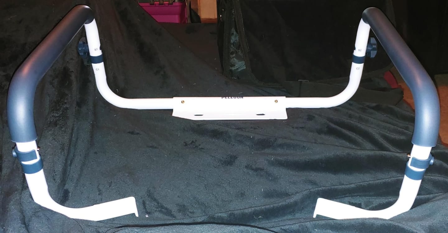 Customer photo review of Toilet Seat with Handles (250lb)