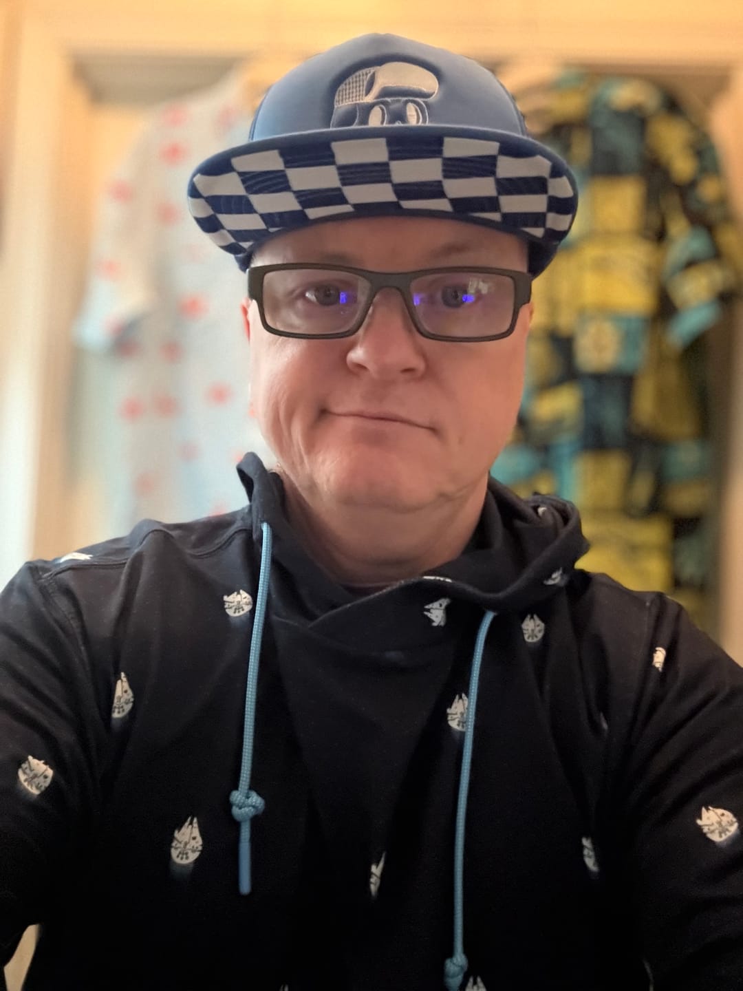 Customer photo review of Star Wars™ "12 Parsecs" – Performance Hoodie