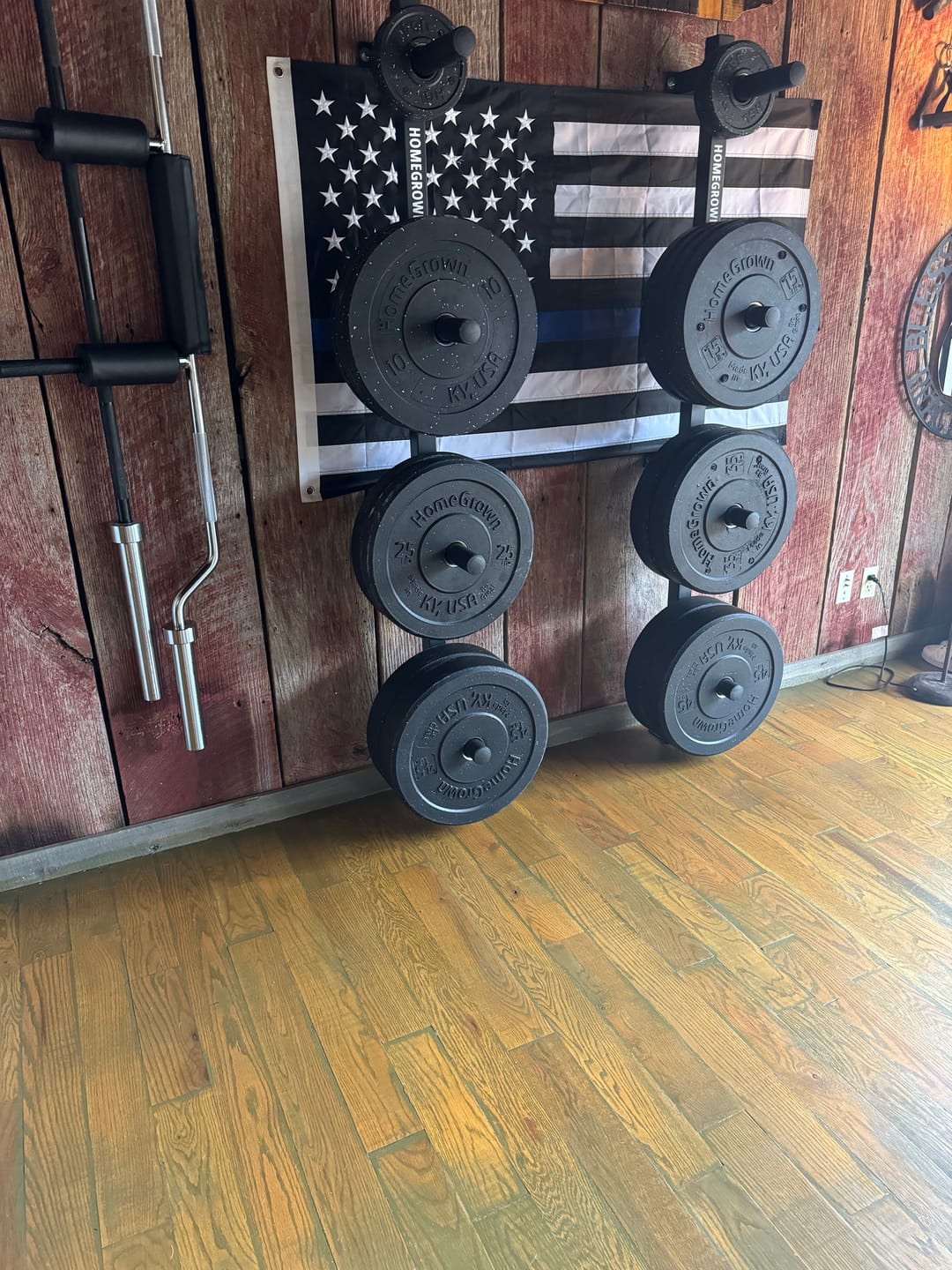 Customer photo review of URA-MAX BLACK Bumper Plate Sets